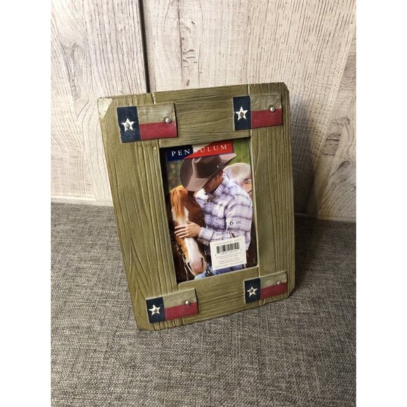 Smart Art America Pendulum Western Lone Star Strapping Rustic 4x6" Photo Frame - Picture 1 of 3